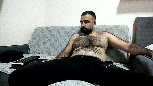 Snapshot of ivat80 chatting on October 15, 4:58 pm ivat80 online show from October 15, 4:58 pm