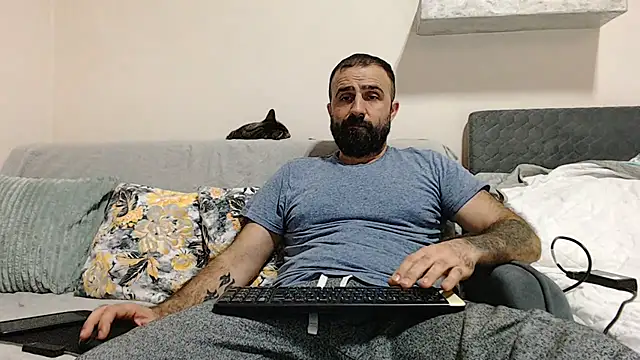 Snapshot of ivat80 chatting on March 22, 7:09 pm ivat80 online show from March 22, 7:09 pm