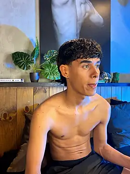 andrewortix online show from April 16, 1:49 am