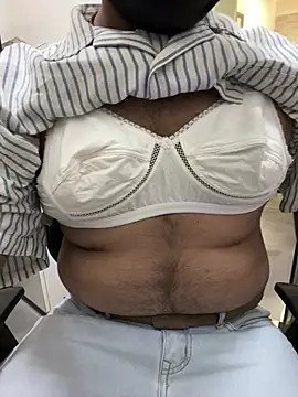 dick69lil online show from May 14, 6:44 am