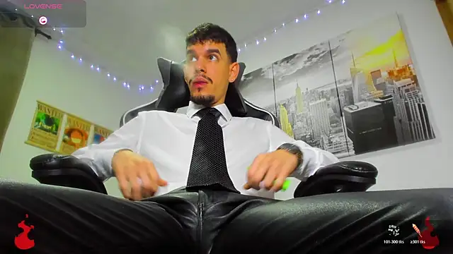 BRAYHAMBROWN online show from October 28, 3:42 am