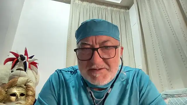 EroticVenetian online show from February 5, 8:00 am