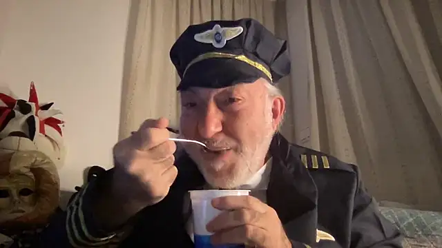 EroticVenetian online show from February 6, 4:14 pm