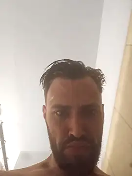 SquirtInACupandDrinkSome online show from October 18, 4:39 am