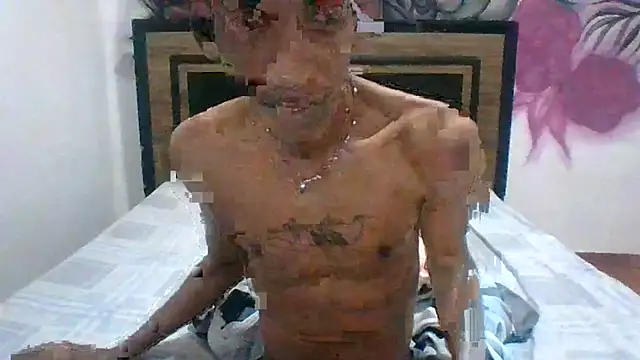 AlbertBigCock online show from June 4, 3:34 am