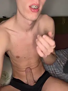 alexyourboy online show from February 24, 10:54 pm