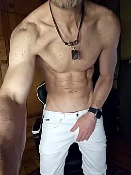 bbblue4you1 online show from October 17, 4:44 pm