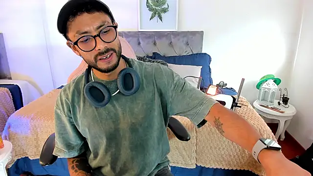 Tom cooper  online show from November 5, 12:18 pm