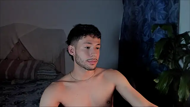 dimitri targaryen online show from November 7, 5:38 pm