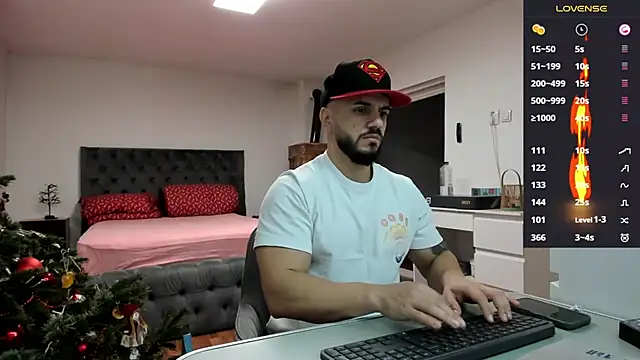 supermanboy94 online show from December 15, 6:32 am