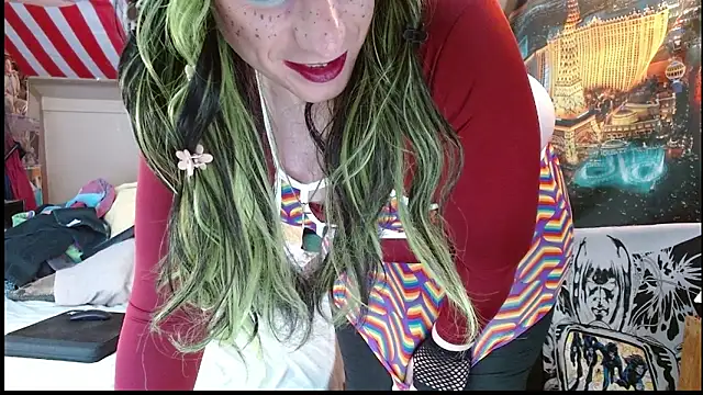 cosmicjones online show from March 23, 7:36 am