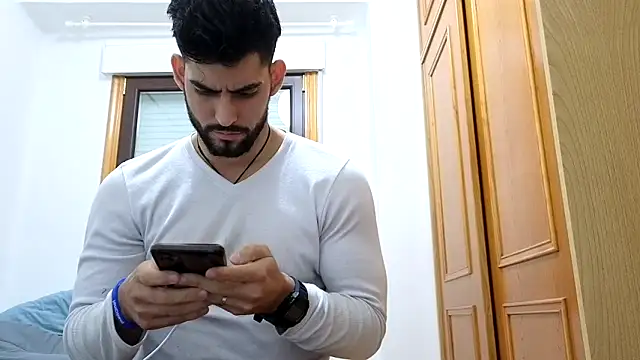 Jackyrose online show from December 13, 10:30 am