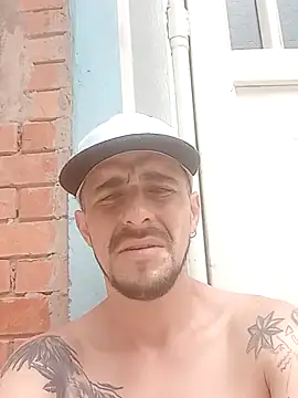 Snapshot of fire_menxxx001 chatting on September 13, 6:42 pm fire menxxx001 online show from September 13, 6:42 pm