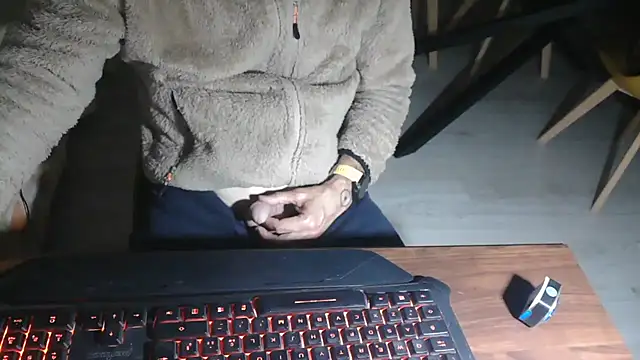 Adri gard online show from April 20, 8:44 pm