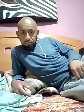 pineda1689 online show from February 10, 7:07 pm