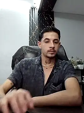 Erick Wall online show from March 23, 4:38 am