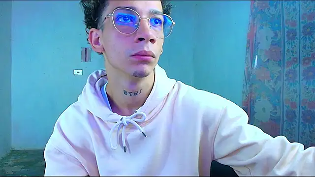 mateodeamjo online show from February 9, 2:44 pm