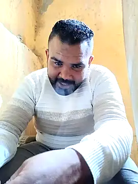 Snapshot of ListedLoin chatting on January 28, 8:04 am ListedLoin online show from January 28, 8:04 am