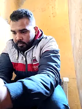 Snapshot of ListedLoin chatting on February 7, 9:26 am ListedLoin online show from February 7, 9:26 am