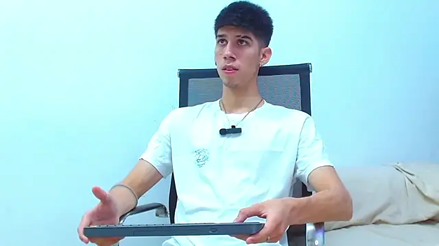 jhony-sex online show from March 18, 2:08 am