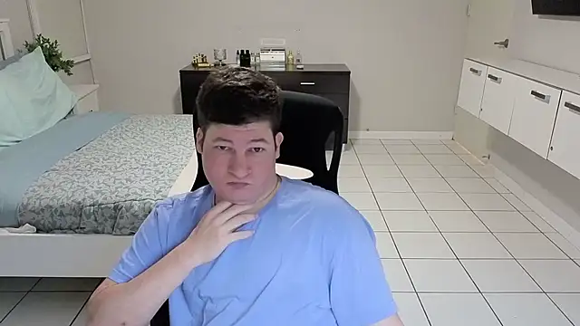 Lorenzo hernandez online show from April 20, 11:51 pm