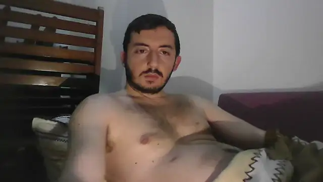 laynufff online show from December 4, 3:32 pm