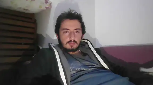 laynufff online show from February 26, 4:45 pm