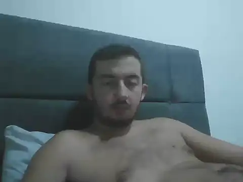 laynufff online show from October 5, 6:01 pm