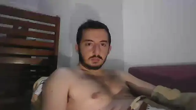 laynufff online show from December 6, 3:33 pm