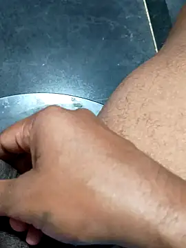 Snapshot of SexyMama_boy chatting on February 22, 10:26 pm SexyMama boy online show from February 22, 10:26 pm