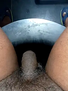 Snapshot of SexyMama_boy chatting on March 2, 6:37 am SexyMama boy online show from March 2, 6:37 am