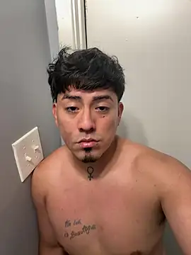 Luisrtrrr online show from July 5, 6:20 am