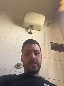 iltoscano95 online show from April 25, 1:25 pm