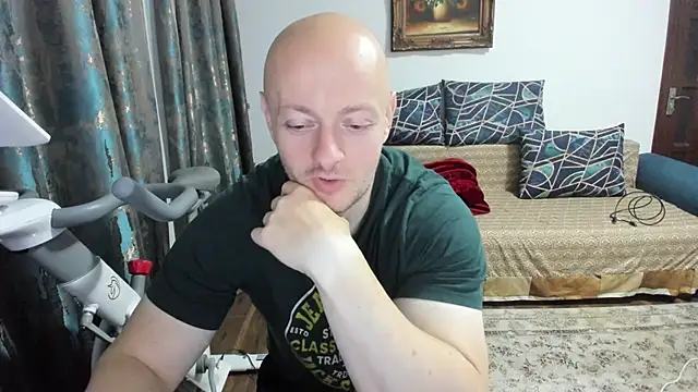 xxxWildxThoughtsxxx online show from October 6, 9:52 pm