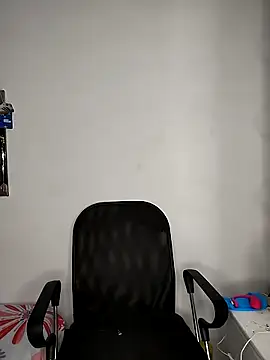 Demiansteven2 online show from April 21, 3:29 pm