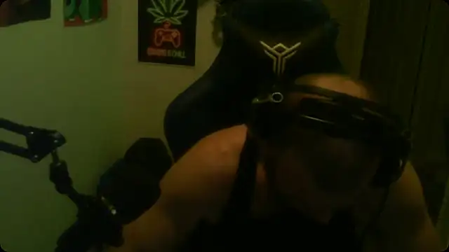 Snapshot of GeneralXMillyX chatting on October 14, 7:15 am GeneralXMillyX online show from October 14, 7:15 am