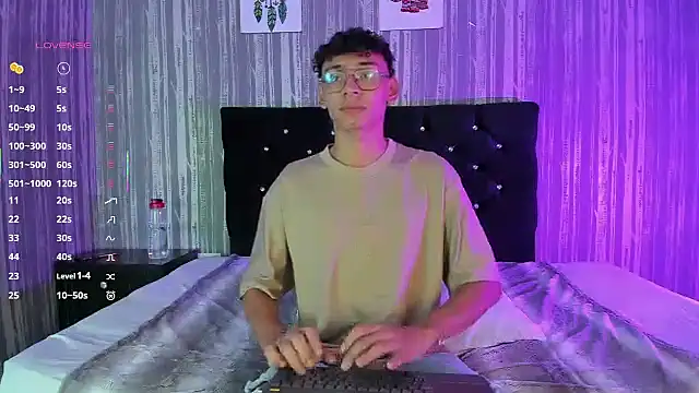 Daviid laidd online show from September 15, 9:27 pm