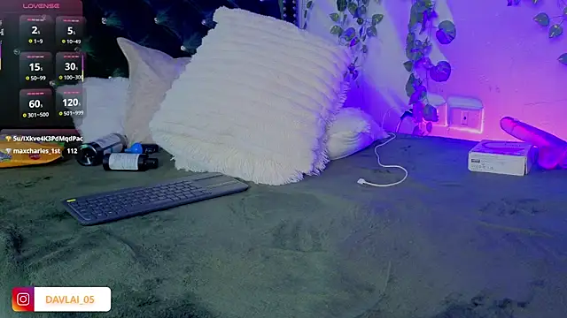 Daviid laidd online show from November 9, 9:41 pm