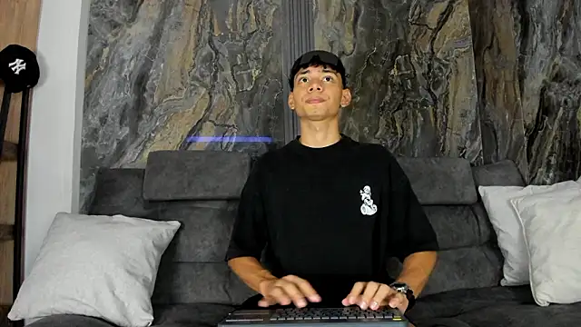 Daviid laidd online show from March 28, 8:20 pm