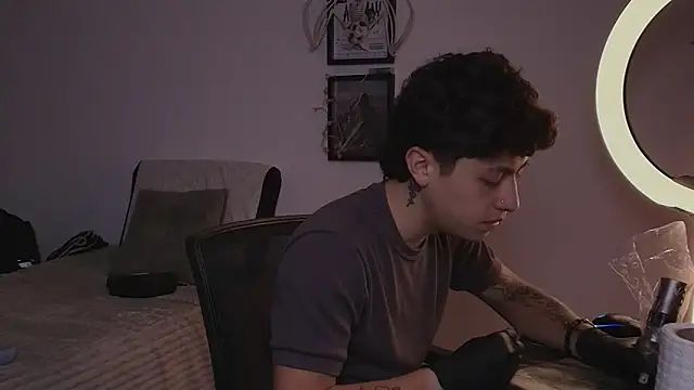 Ares Dickson online show from September 16, 7:36 pm