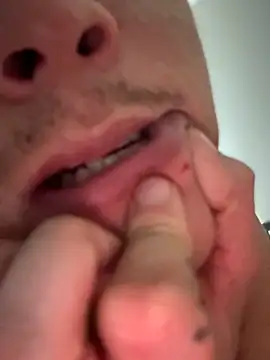 cuckholdnow123 online show from November 4, 7:37 pm