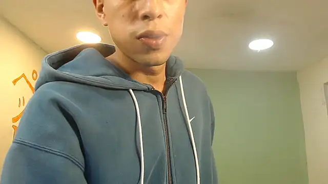 danielitopapuu online show from July 2, 1:48 am