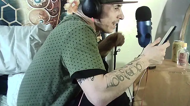 --D-a-D-D-y- online show from December 5, 2:51 am