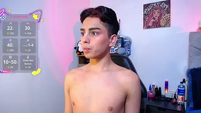 OwenBluee online show from January 16, 8:17 am