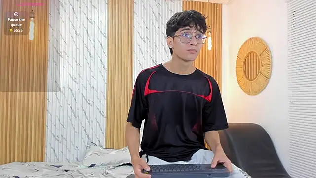 billie jr online show from September 13, 4:13 am