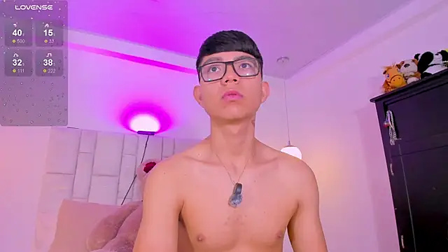 CodyTwink online show from April 15, 1:22 pm