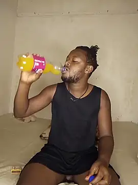 Freaky Vannahs online show from April 19, 4:12 am