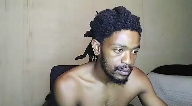 gldnmvsk XO online show from February 27, 11:20 am