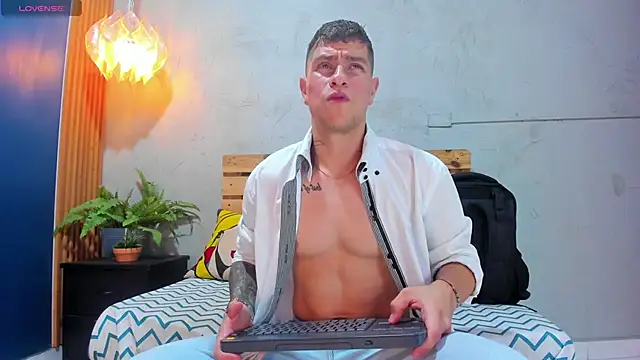 french sexx online show from February 15, 1:22 am