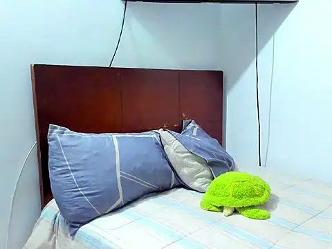 Chandler ken online show from November 22, 1:27 am